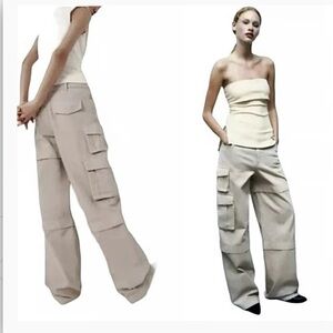 Zara Baggy Cargo Pants in Khaki